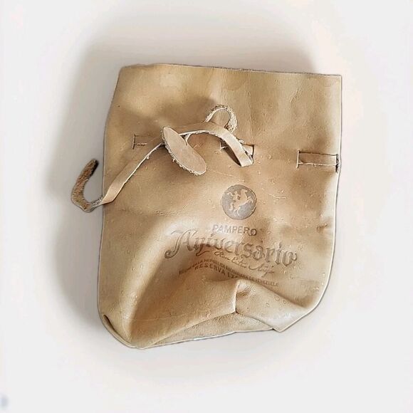 Pampero Aniversario Leather Bottle Bag Collectible Perfect Condition - Picture 2 of 4